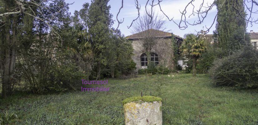 Maison ancienne pierres 5 ch sur 8400 m2
