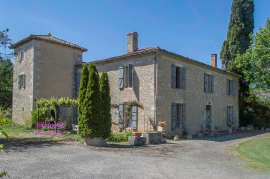 Maison De Maître En Pierres à Rénover Moulin à Eau En