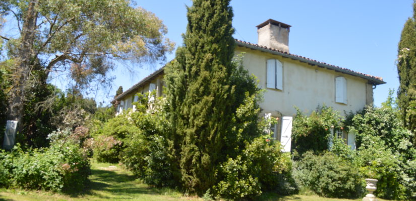 Belle maison de maître avec dépendances sur 1,3ha